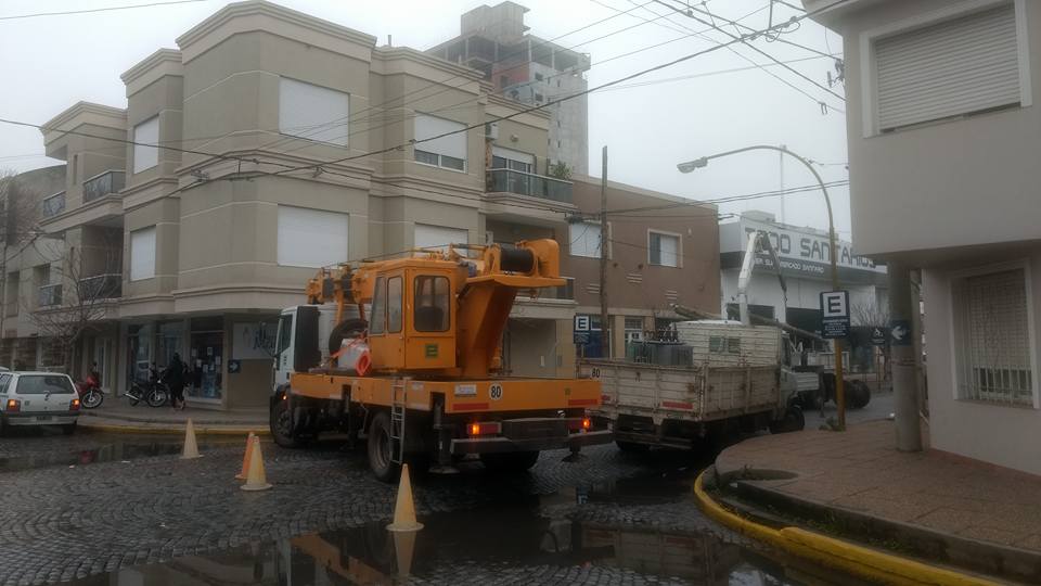 Los trabajos comenzaron bien temprano en la intersección de Libertad y Córdoba