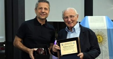 Bernarte homenajeó a Franco Cúccolo como huésped de honor de San Francisco